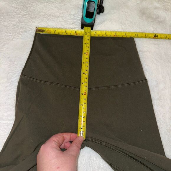 Lululemon Size 2 Align Leggings II Dark Olive Green Ankle Length GUC Pilling - Picture 6 of 10